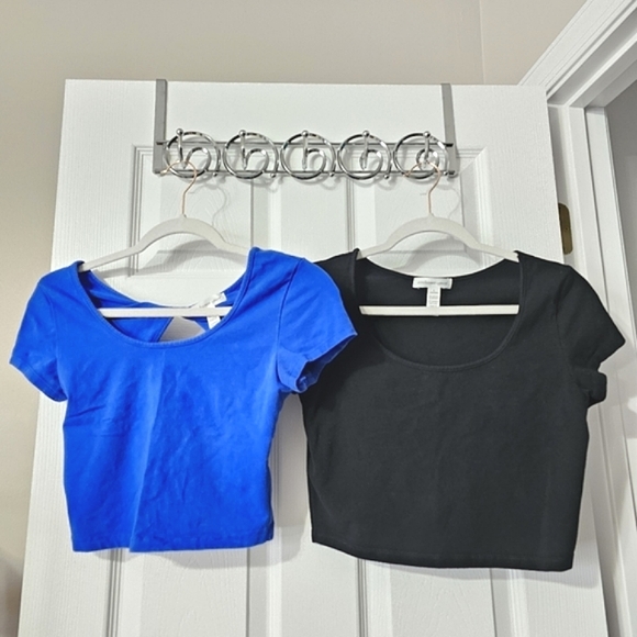 🖤💙 Ambiance Apparel Set of 2 Tee Shirt Crop Tops - Size L - Picture 1 of 12